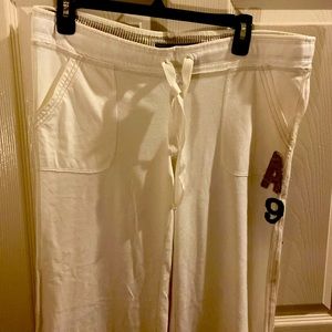 White pants vintage Abercrombie & Fitch